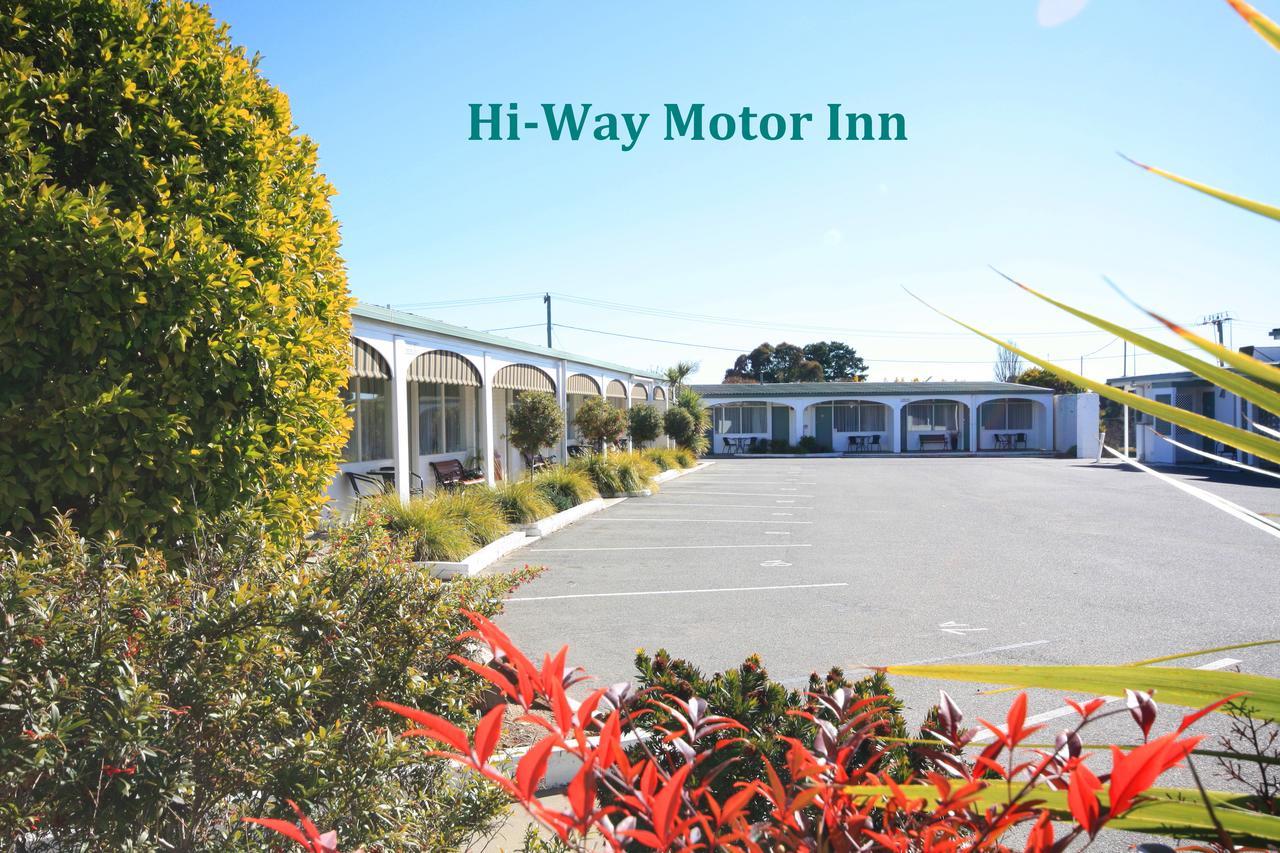 יאס Hi Way Motor Inn מראה חיצוני תמונה